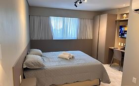Flat localizado a 200m Shopping Recife, bem Perto da Praia de Boa Viagem e com Wi-Fi 400Mbps